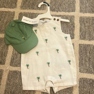 NWT Jamie and Jack linen romper with hat 0-3 months